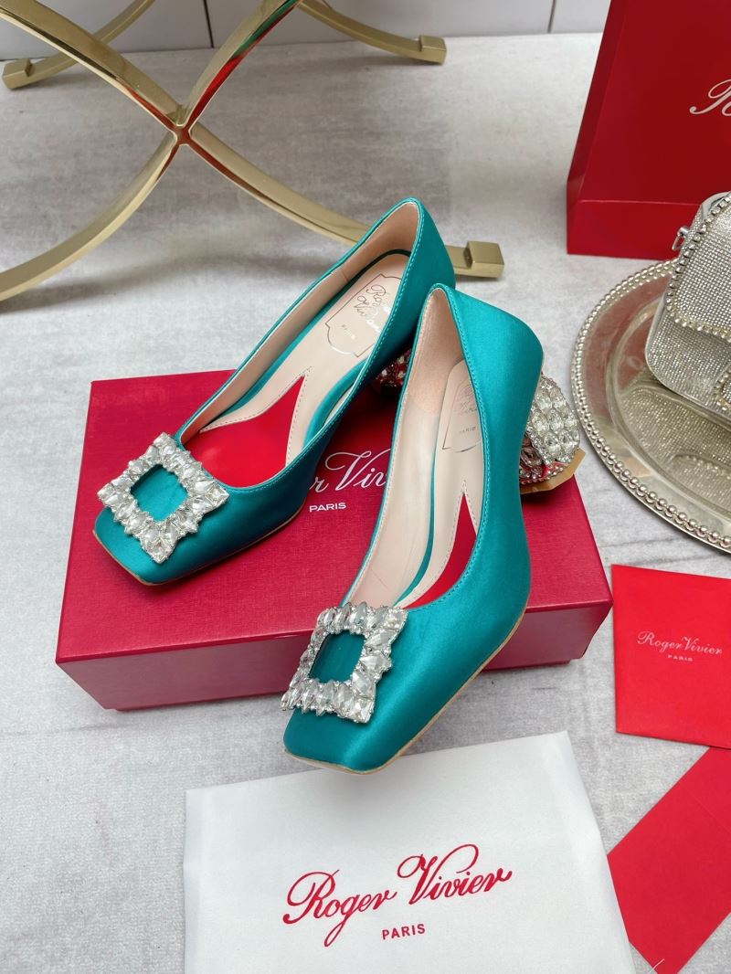 Roger Vivier flat shoes